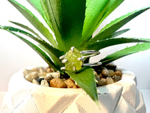 Load image into Gallery viewer, Peridot Double Band Ring