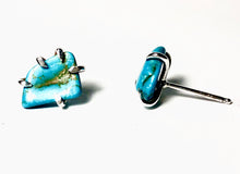 Load image into Gallery viewer, Turquoise Studs