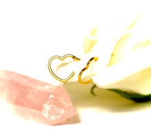 Load image into Gallery viewer, Heart hoop earrings