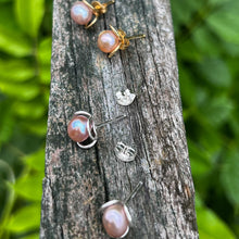 Load image into Gallery viewer, Freshwater Pearl Earrings