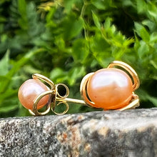 Load image into Gallery viewer, Freshwater Pearl Earrings