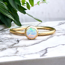 Load image into Gallery viewer, Opal ring 4mm