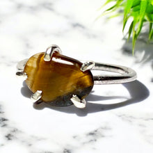 Load image into Gallery viewer, Tiger&#39;s Eye Ring