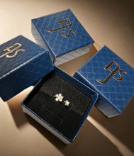 Load image into Gallery viewer, Floral Open Band