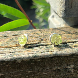 Peridot cluster stud earrings: August birthstone Jewelry